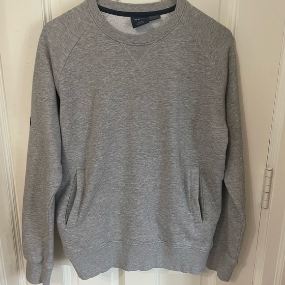 YETI Brushed Fleece Crew Neck Pullover Sweatshirt - Picture 4 of 10